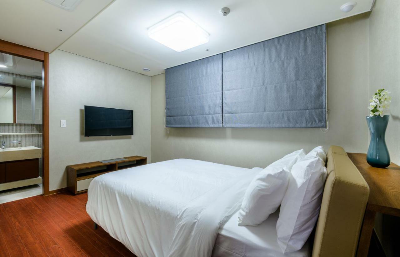 Seaside Arden Hotel Seogwipo Exterior photo